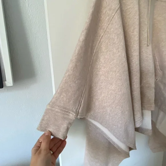 UGG Poncho, Beige, Very Cozy - Picture 12 of 14